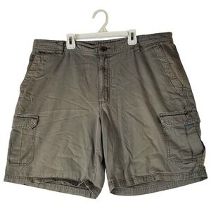 Columbia Omni-Shade Cargo Shorts Mens 40 Gray Brown Hiking Outdoor